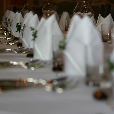 Klasztor Cedynia Hotel Bagian luar foto