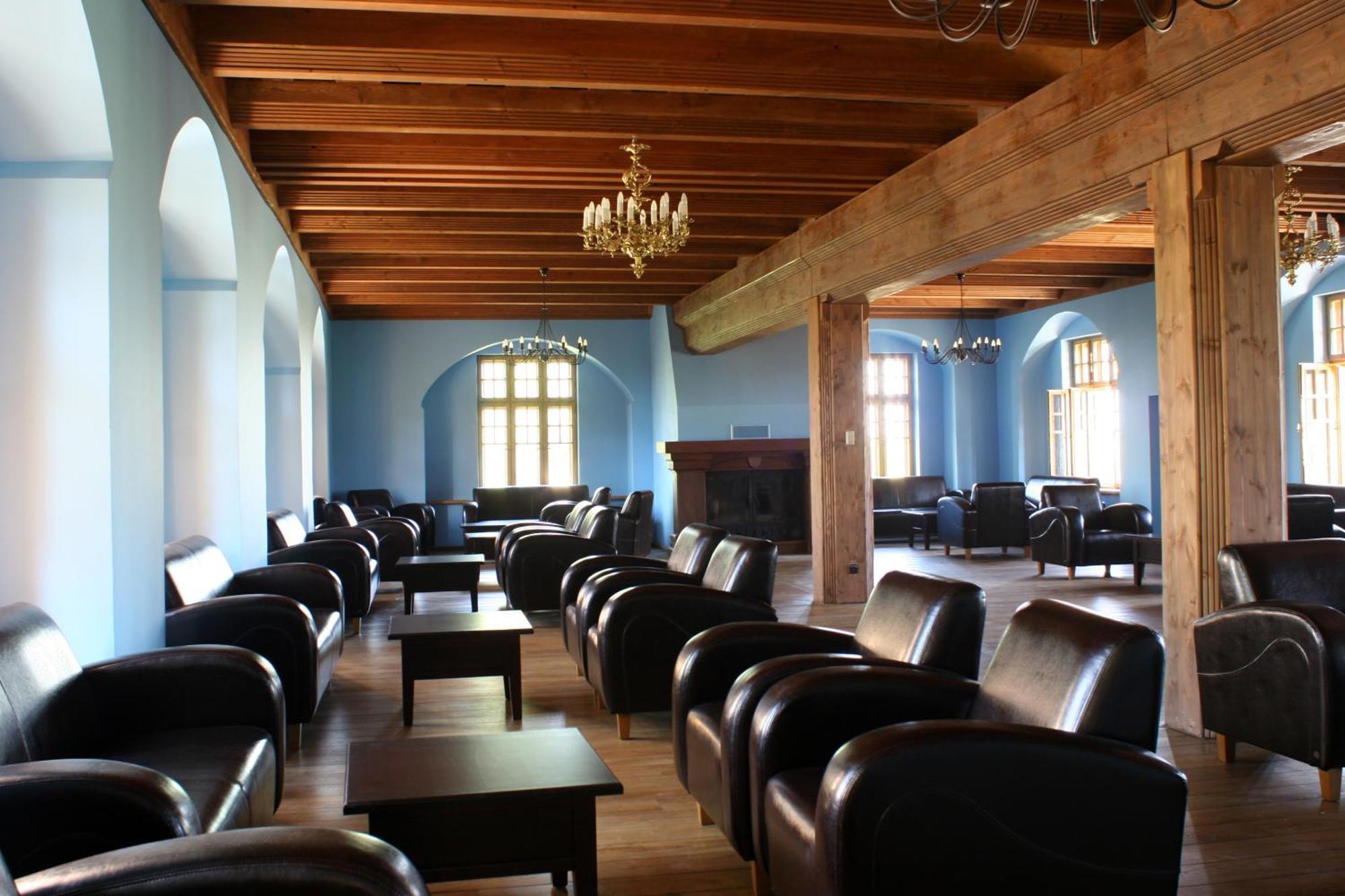 Klasztor Cedynia Hotel Bagian luar foto
